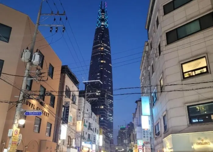 Jamsil Lotte World, Gangnam 20minutes , Seongsu & Jongro 아파트 *